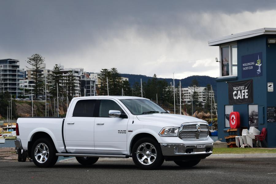  Ram 1500 Laramie Crew Cab (DS) 2018 года  (AU) (фото 34 из 52)